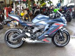 Kawasaki NINJA ZX-25R KRT 2022