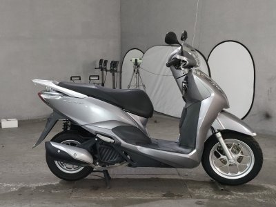 Honda LEAD125 2021