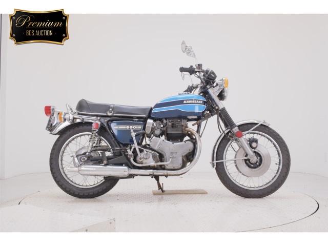 Kawasaki W3 1975