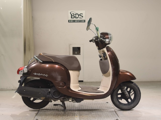 Honda GIORNO 2011
