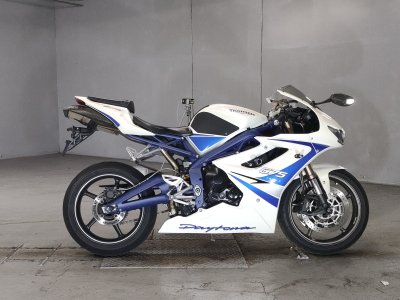 Triumph DAYTONA 675 2010