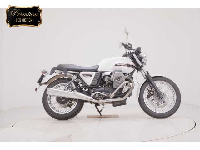 Moto Guzzi V7 CAFE CLASSIC 2013