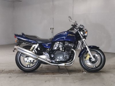 Suzuki GSX400 INAZUMA