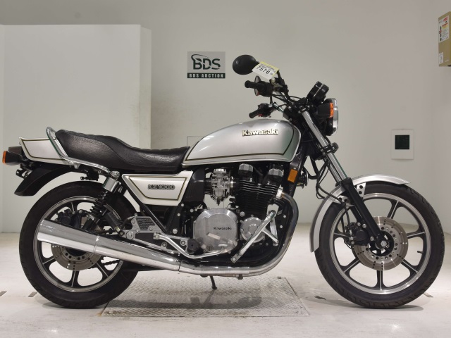 Kawasaki Z1000J 2024