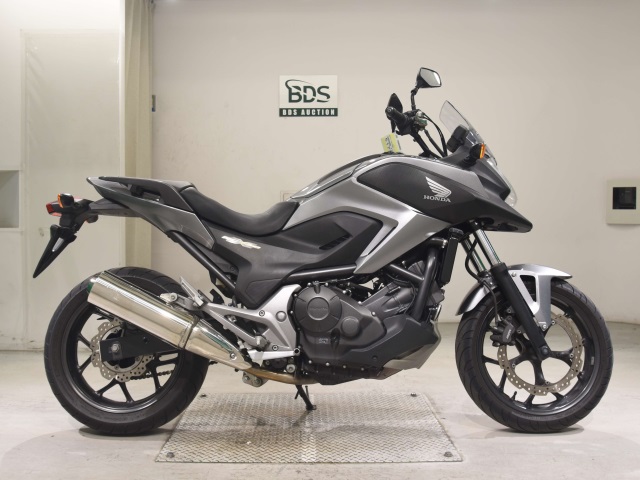 Honda NC750X 2016