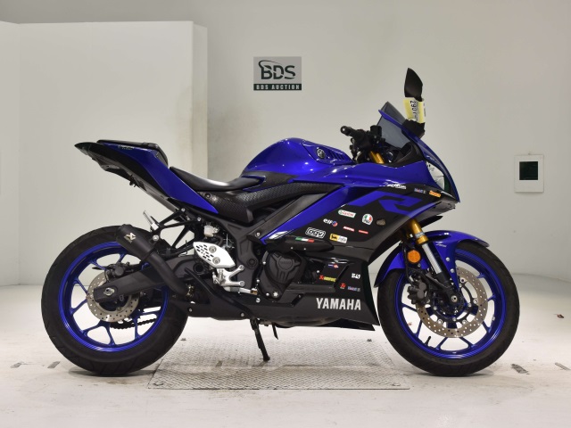 Yamaha YZF-R25A 2019