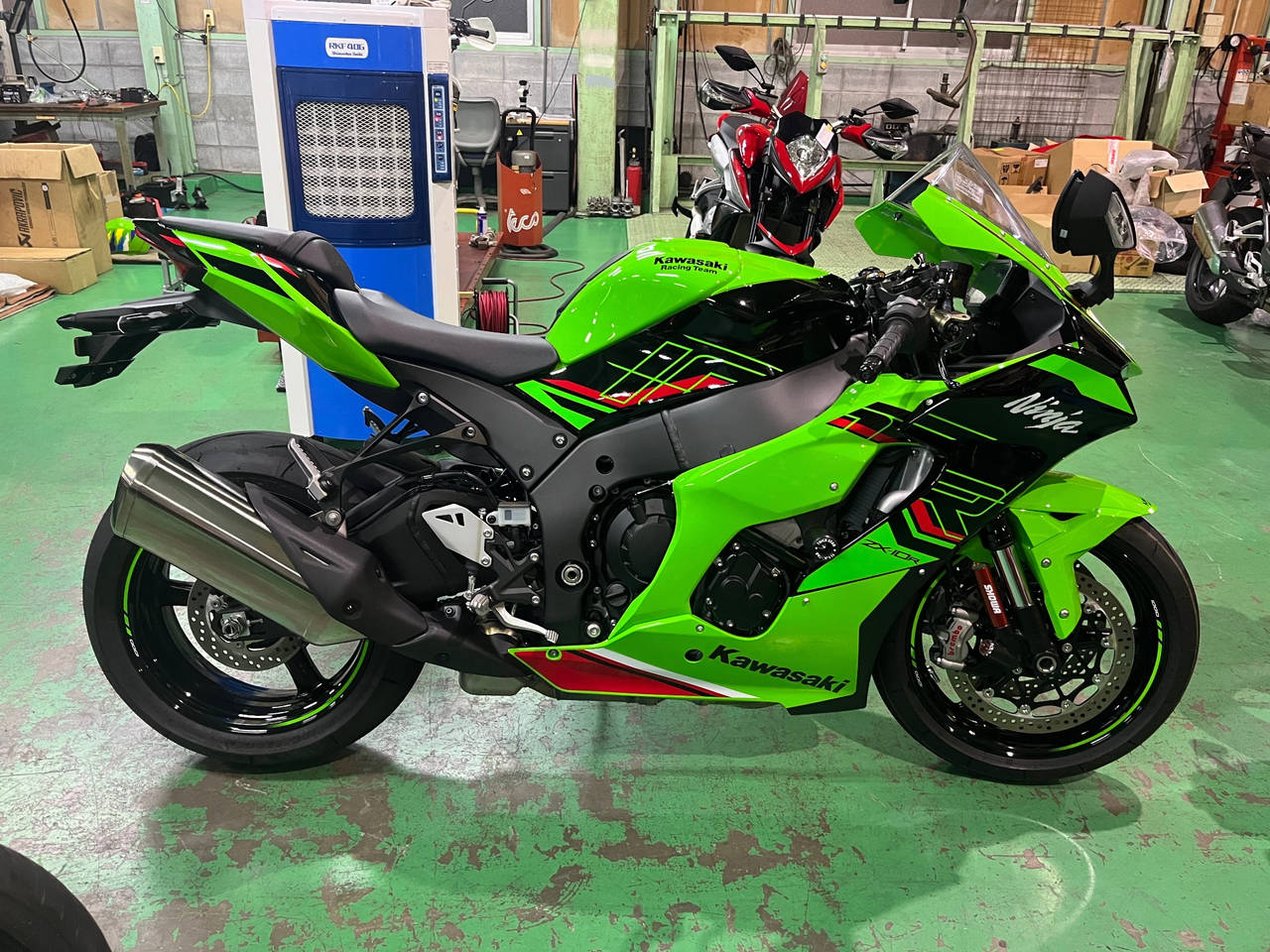 Kawasaki NINJA ZX-10R 2024