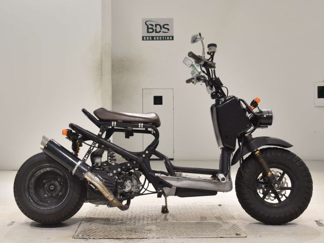 Honda ZOOMER 2011
