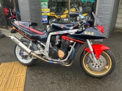 Suzuki GSX-R1100 1990