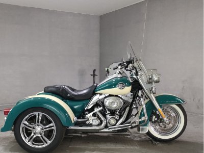 HD ROAD KING FLHRC1580 2009