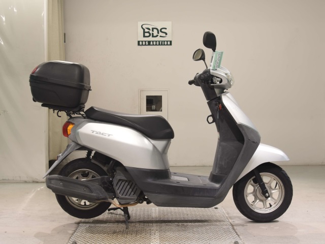 Honda TACT-4 BASIC 2015
