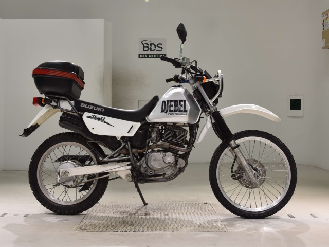Suzuki DJEBEL200