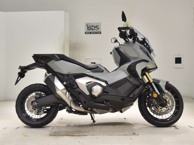 Honda X-ADV750 2022