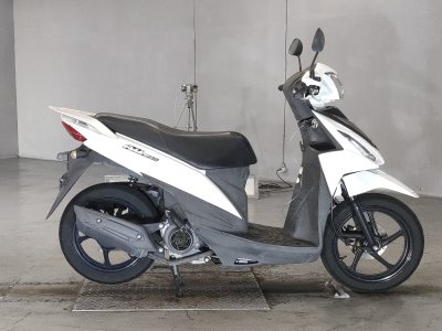 Suzuki ADDRESS V110