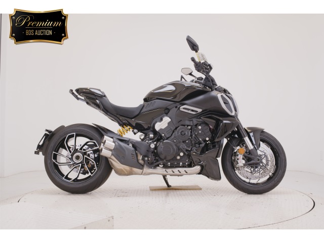 Ducati DIAVEL 2024
