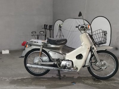 Honda SUPER CUB 50 CUSTOM 2002