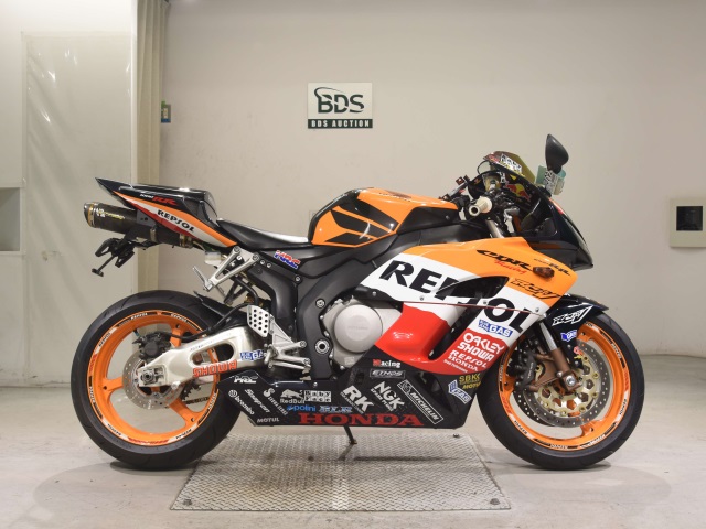 Honda CBR1000RR 2004