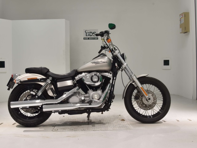 HD STREETBOB FXDB1580 2009