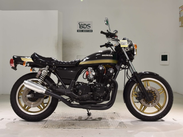 Honda CB750 CUSTOM 1981
