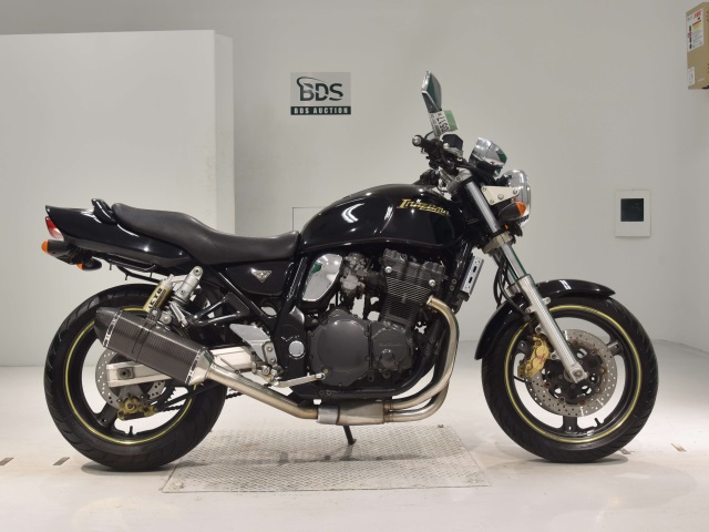 Suzuki GSX400 INAZUMA 2005