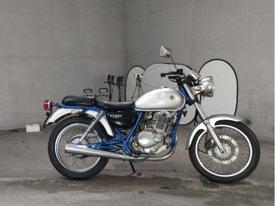 Suzuki ST250