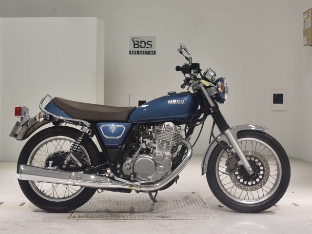 Yamaha SR400 2020