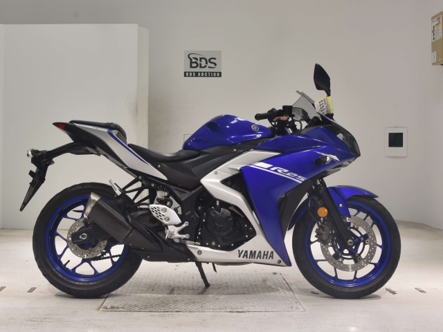 Yamaha YZF-R25 2017