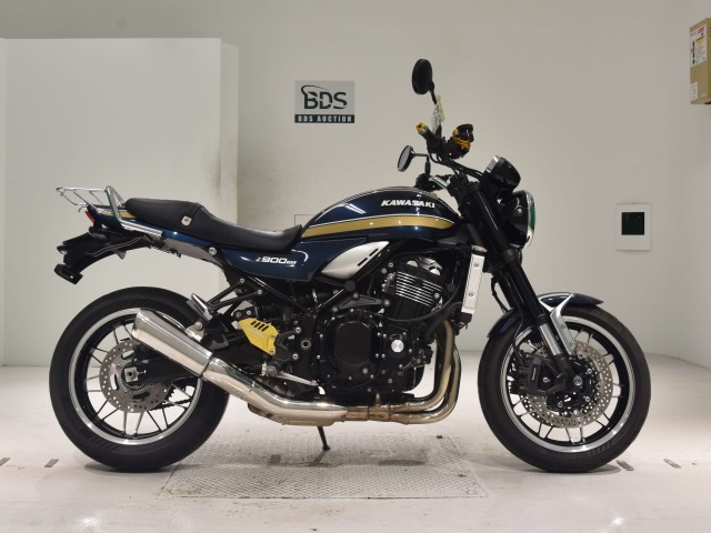Kawasaki Z900RS 2021