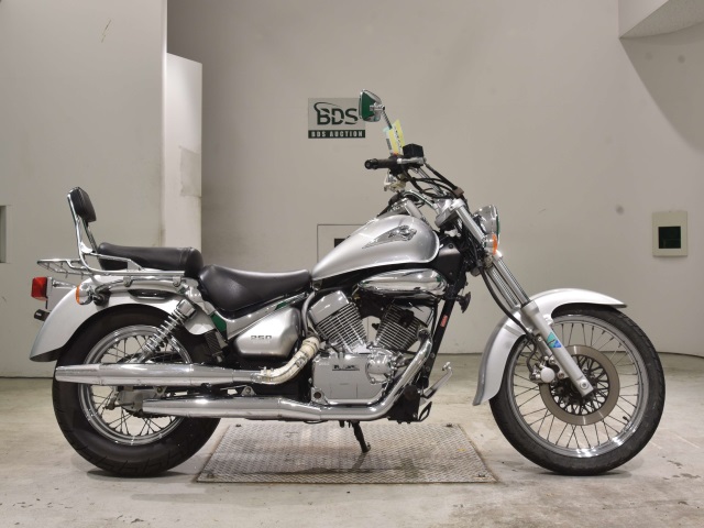 Suzuki INTRUDER 250LC 2003