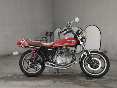 Suzuki GS400 2004