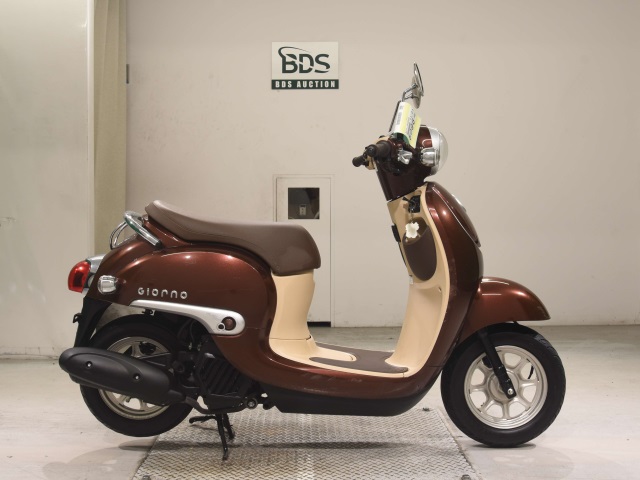 Honda GIORNO 2016