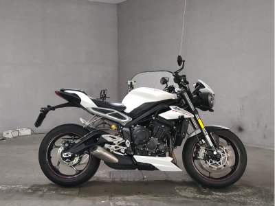 Triumph STREET TRIPLE RS