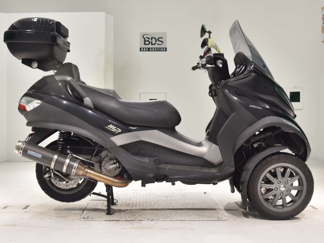 Piaggio MP3 250