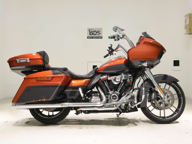 HD ROAD GLIDE FLTRXSE1923 CVO 2017
