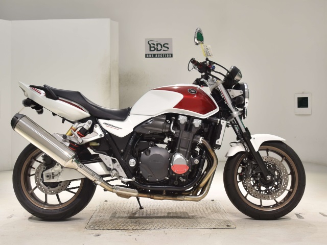 Honda CB1300SF 2015