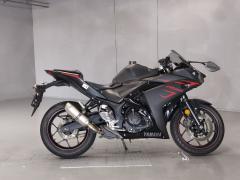 Yamaha YZF-R25 2017