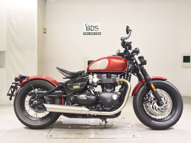 Triumph BONNEVILLE BOBBER 2021