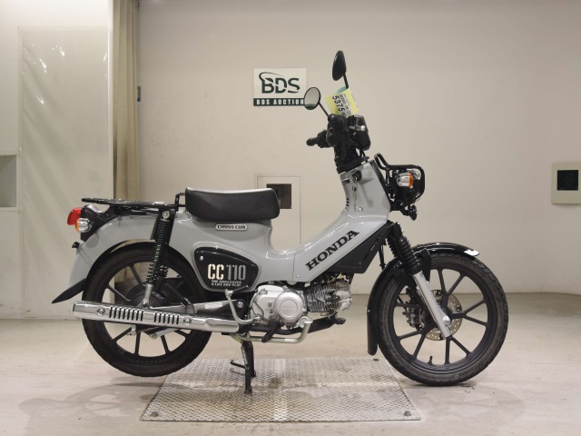 Honda CC110 CROSSCUB 2022