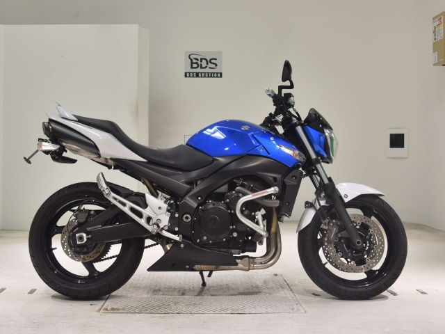 Suzuki GSR400A 2017