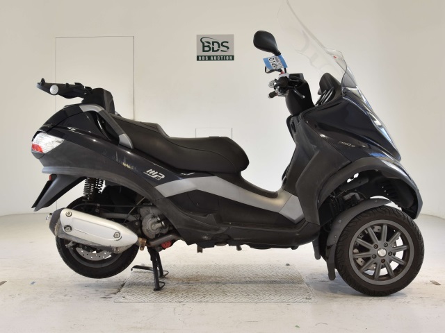 Piaggio MP3 250