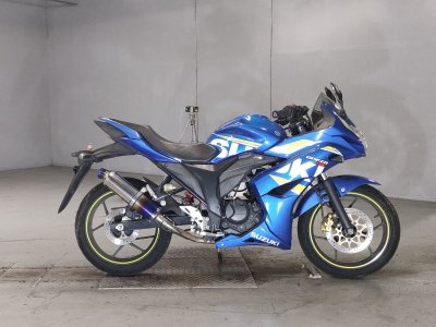 Suzuki GIXXER SF 2016