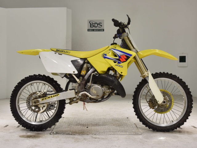 Suzuki RM125