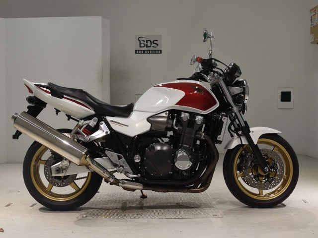 Honda CB1300SF 2011
