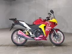 Honda CBR250R 2011