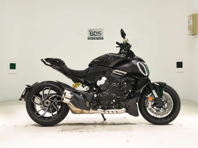 Ducati DIAVEL 2024