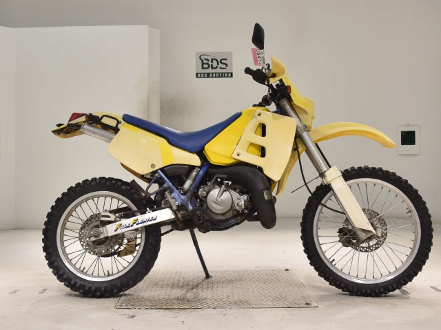 Suzuki TS200R