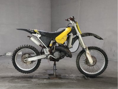 Suzuki RM125