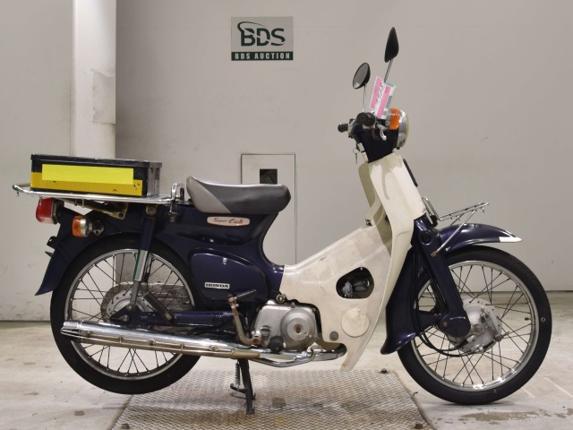 Honda C90 2002