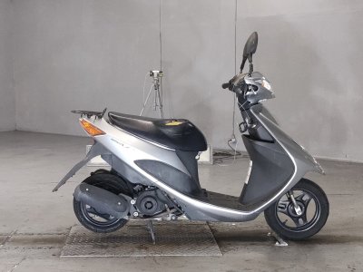 Suzuki ADDRESS V50