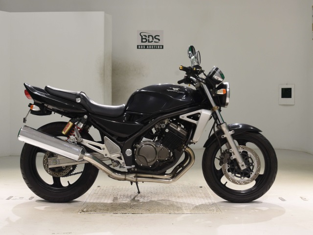 Kawasaki BALIUS ZR250 2004